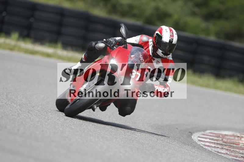 /27 12.06.2025 Ducati Schweiz Trackday Warmup  ADR/gruen-vert/37